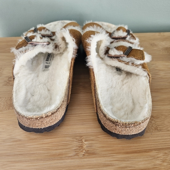 Birkenstock Size 40 - Picture 4 of 11